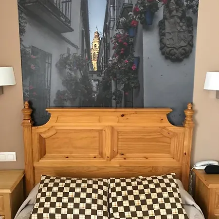 Maximiano Herculeo Hotel