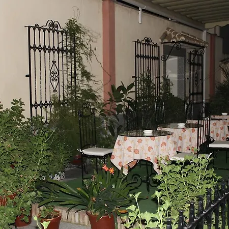 Hotel Maximiano Herculeo