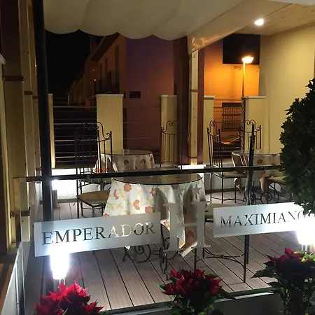 Hotel Maximiano Herculeo