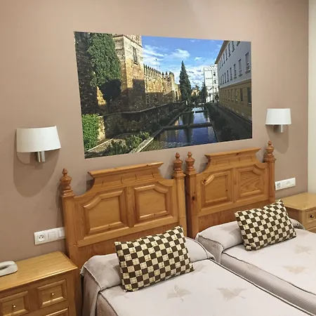 Maximiano Herculeo Hotel