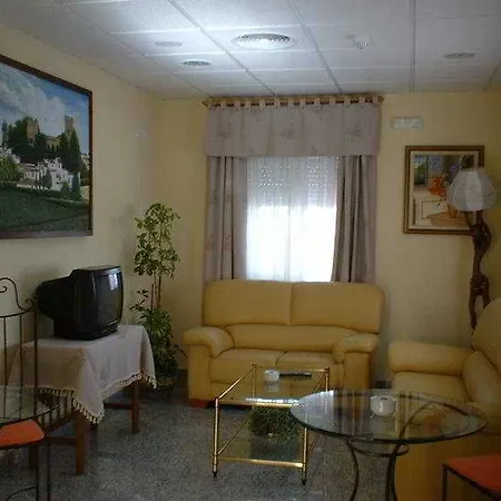 Отель Maximiano Herculeo 2*
