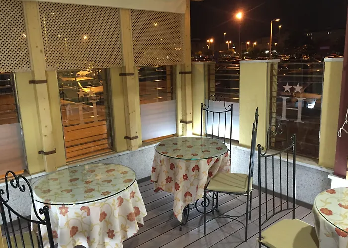 马克西米亚诺和谷里奥酒店 酒店