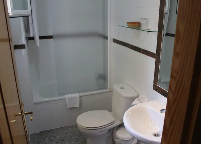 马克西米亚诺和谷里奥酒店 2*