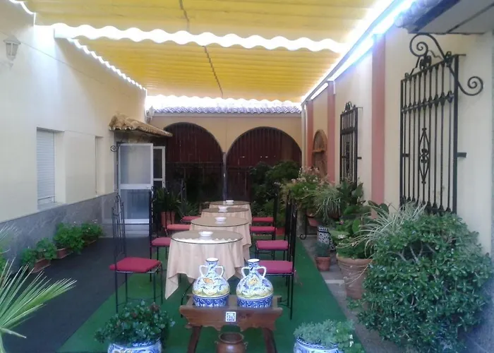 马克西米亚诺和谷里奥酒店 2*