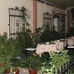 Отель Maximiano Herculeo