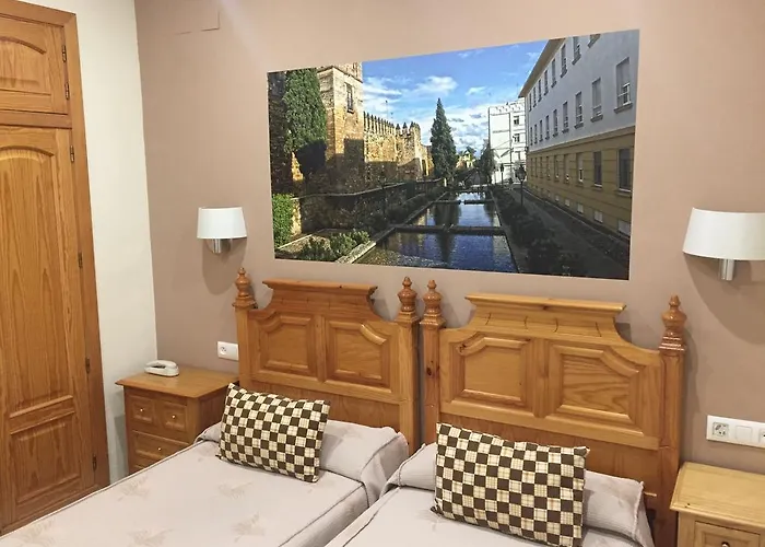 Maximiano Herculeo Отель Кордова