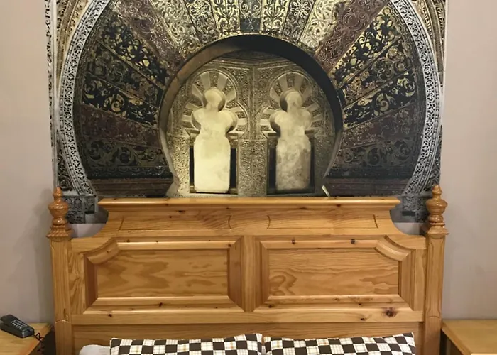 Отель Maximiano Herculeo 2*